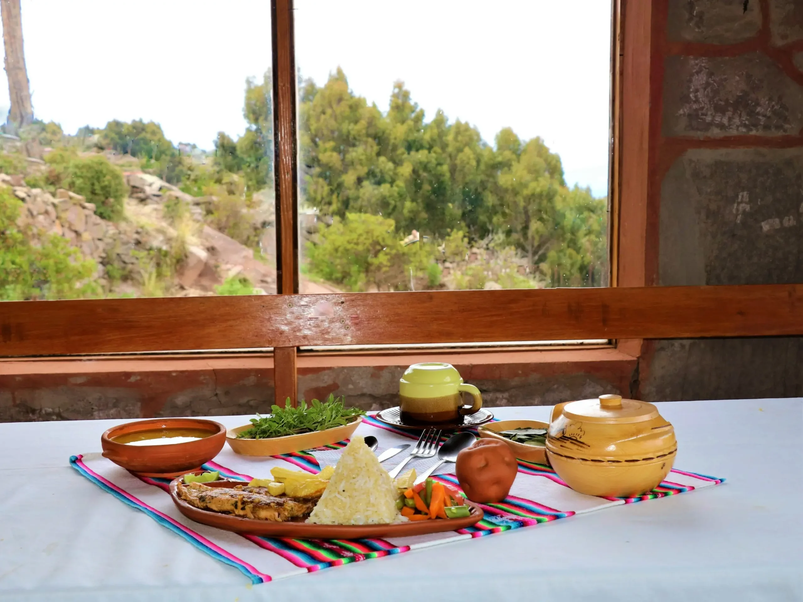 ALMUERZO 5 Taquile Lodge